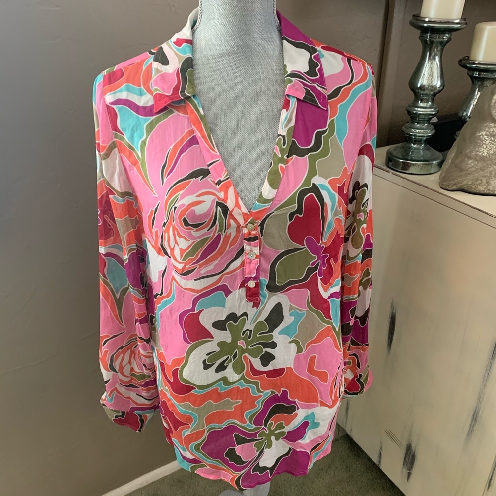 Sheer Tropical Floral Print V-Neck Popover Blouse | Tommy Bahama | Size Medium - Picture 2 of 10